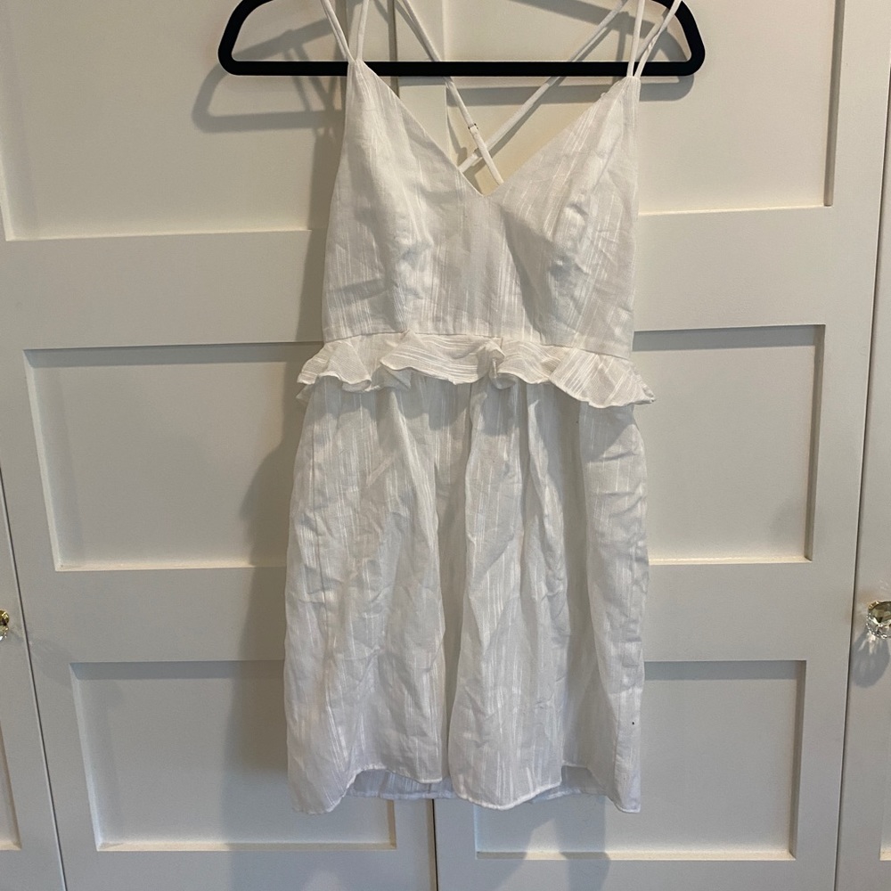 BCBG White Mini Dress, V neck with ruffled waistline, size 2